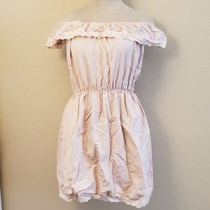 🌟 3 for $15 Deal! 🌟Pink off the shoulder lace dress M